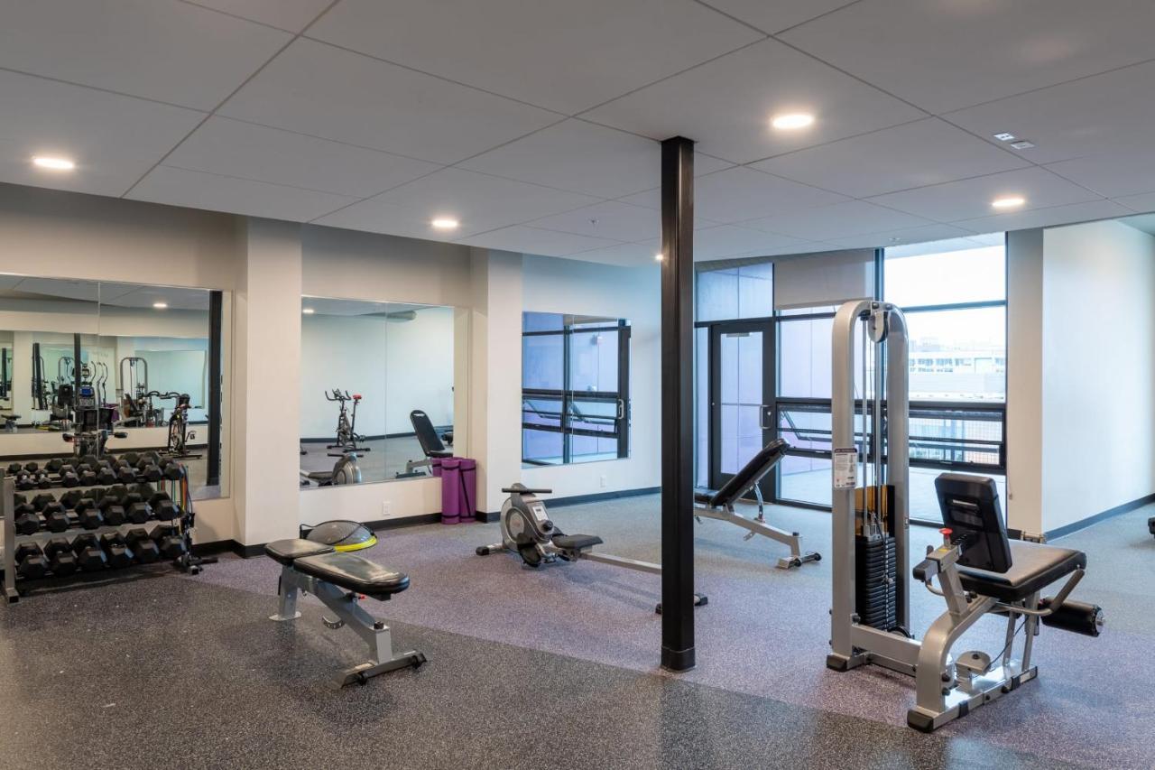 Flexhome Skywalk To Fiserv 1Br Apt U1 Milwaukee Exterior foto
